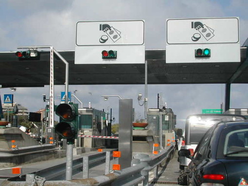 A26: chiusure nel tratto Stroppiana - Vercelli Est. Le alternative