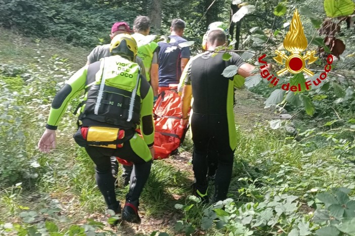 In difficoltà durante un bagno nel Sermenza, persona in ospedale