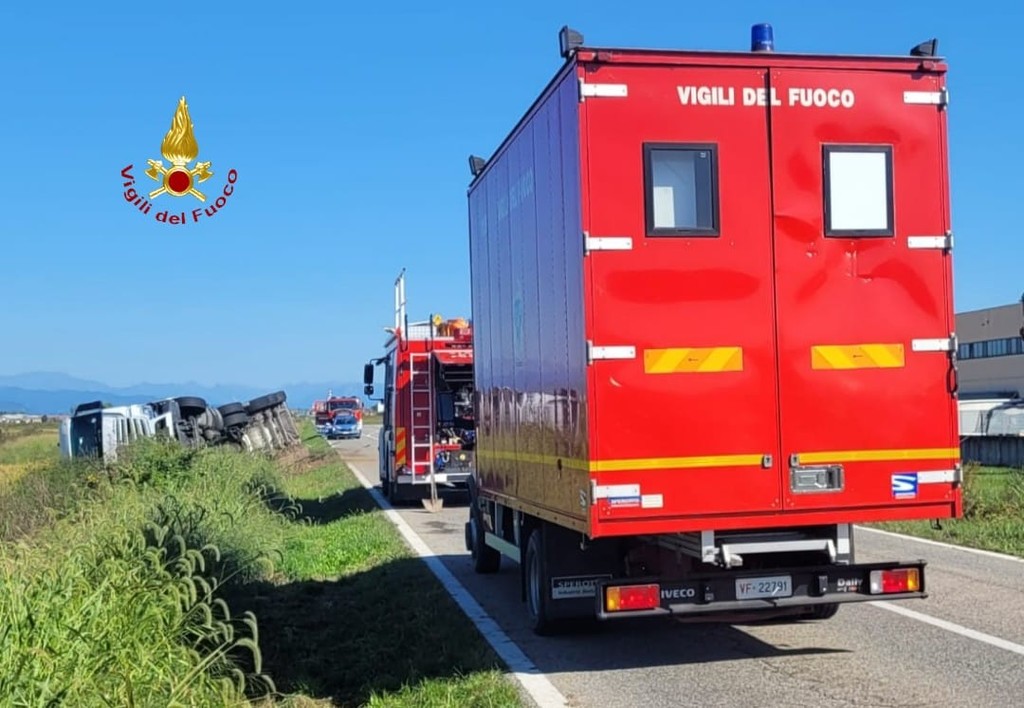 Incidente lungo l'A4 a Capriate: tre feriti soccorsi in codice rosso -  Prima la Martesana