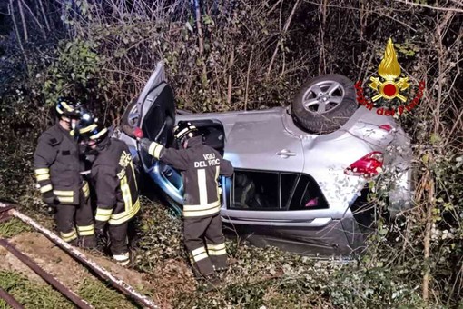 Capottato fuori strada: incidente a Varallo