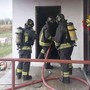 Incendio in uno scantinato, evacuato l'Iti di Santhià