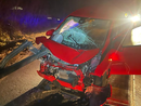 Auto sfonda guardrail e finisce fuori strada, incidente in serata tra Crevacuore e Pray FOTO