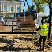 Viale Garibaldi, da martedì la posa delle panchine