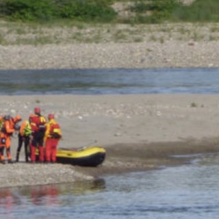 Dramma alla Sesia (corso Rigola): annegato un giovane pakistano