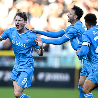 McTominay in gol, il Napoli vince a Torino e resta primo